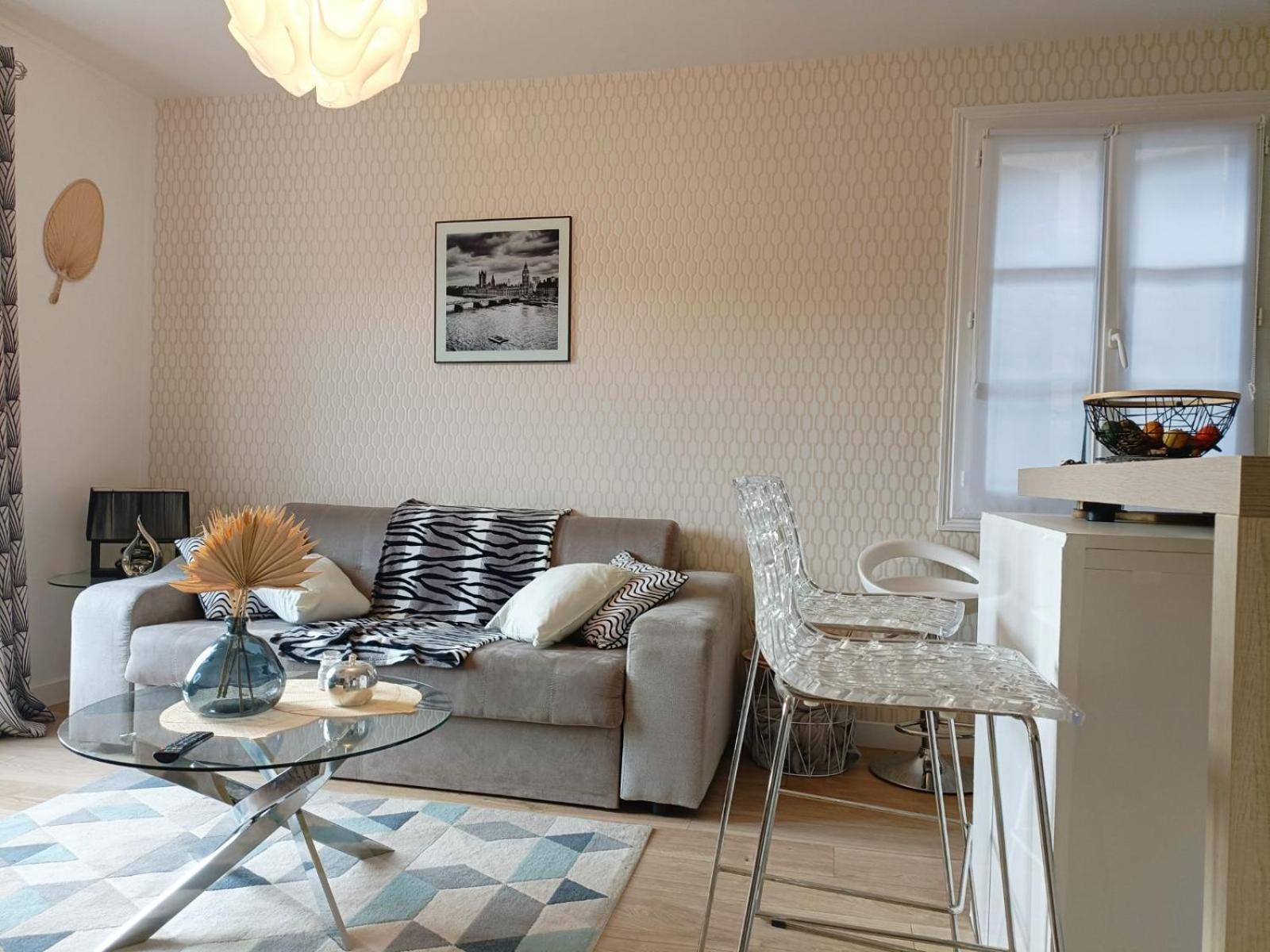 Appartement Design Avec Piscine Динь-ле-Бен Экстерьер фото