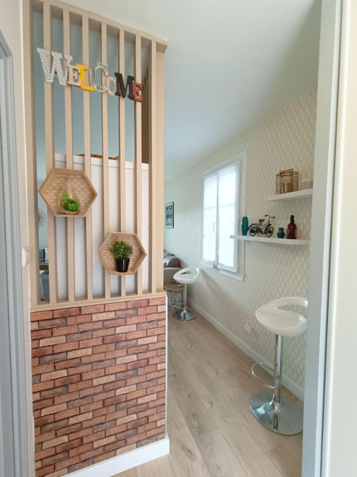 Appartement Design Avec Piscine Динь-ле-Бен Экстерьер фото